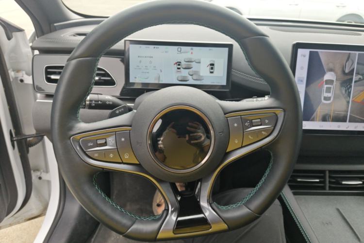 Used BYD Seal 06 New Energy 2025 DM-i Smart Drive 120KM Deluxe Model Steering Wheel