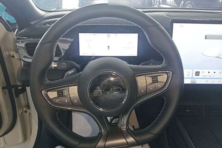 Used BYD Seal 06 New Energy 2025 EV 545KM Flagship Edition Steering Wheel