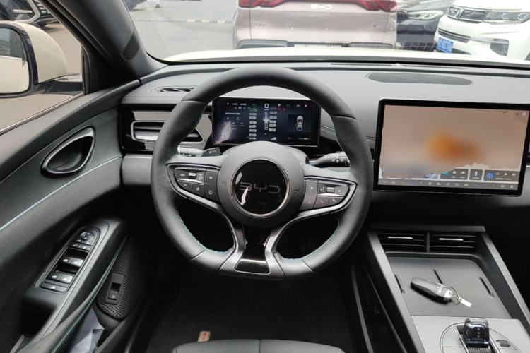 Used BYD Seal 06 New Energy 2025 DM-i Smart Drive 80KM Luxury Model Steering Wheel
