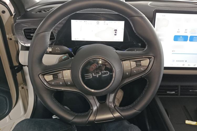 Used BYD Seal 06 New Energy 2025 EV 545KM Flagship Edition Steering Wheel