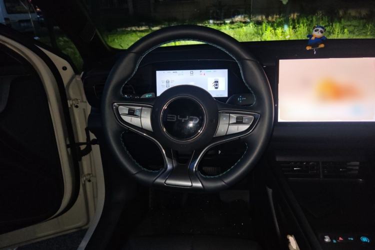 Used BYD Seal 06 New Energy 2025 EV 545KM Premium Edition Steering Wheel