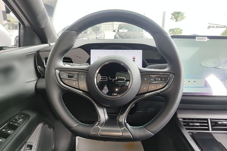 Used BYD Seal 06 New Energy 2025 EV 545KM Flagship Edition Steering Wheel