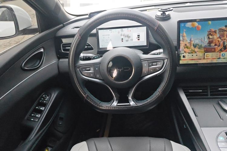 Used BYD Seal 06 New Energy 2025 DM-i Smart Drive 80KM Luxury Model Steering Wheel