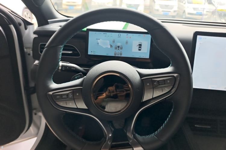 Used BYD Seal 06 New Energy 2025 DM-i Smart Drive 120KM Deluxe Model Steering Wheel