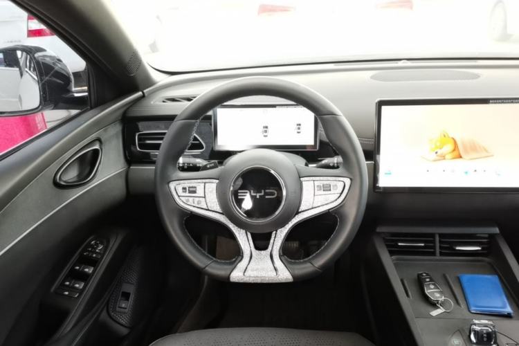 Used BYD Seal 06 New Energy 2025 DM-i Smart Drive 80KM Luxury Model Steering Wheel