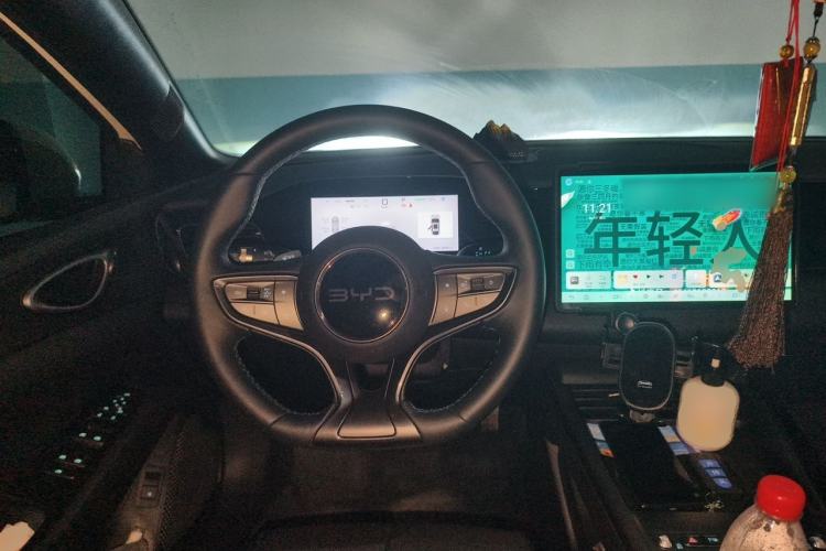 Used BYD Seal 06 New Energy 2025 EV 470KM Prestige Edition Steering Wheel