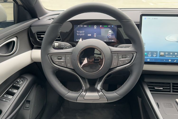 Used BYD Seal 06 New Energy 2025 EV 545KM Flagship Edition Steering Wheel
