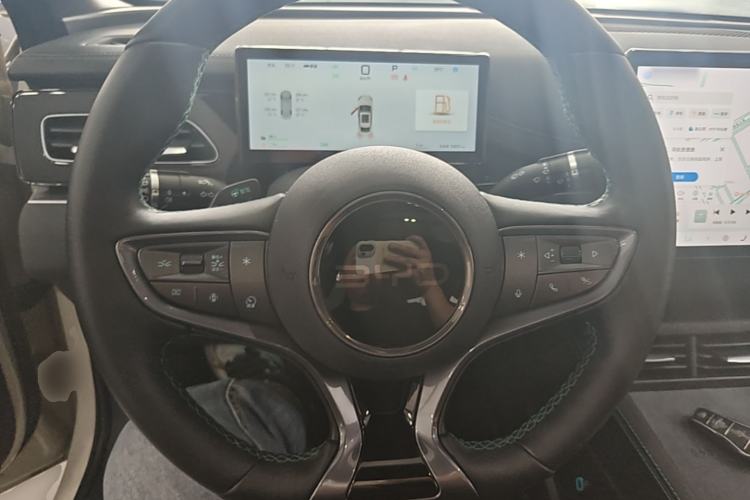 Used BYD Seal 06 New Energy 2025 DM-i Smart Drive 120KM Deluxe Model Steering Wheel