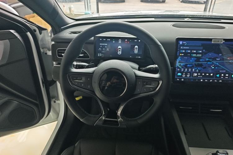 Used BYD Seal 06 New Energy 2025 DM-i Smart Drive 80KM Luxury Model Steering Wheel