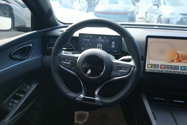 Used BYD Seal 06 New Energy 2025 DM-i Smart Drive 80KM Luxury Model Steering Wheel