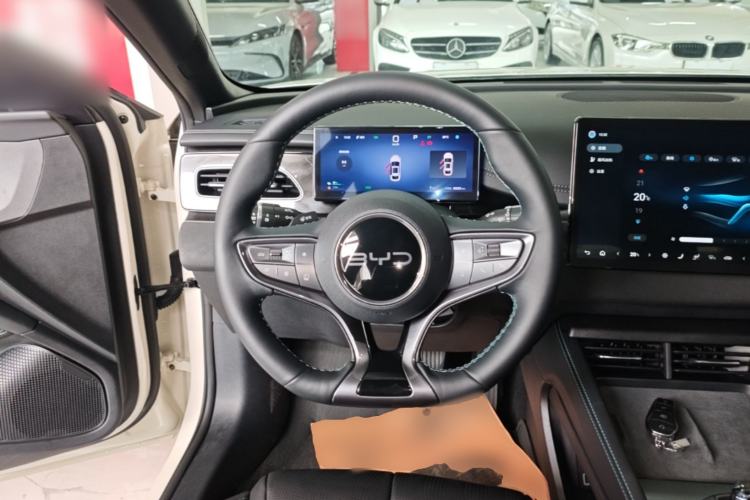 Used BYD Seal 06 New Energy 2025 DM-i Smart Drive 120KM Deluxe Model Steering Wheel
