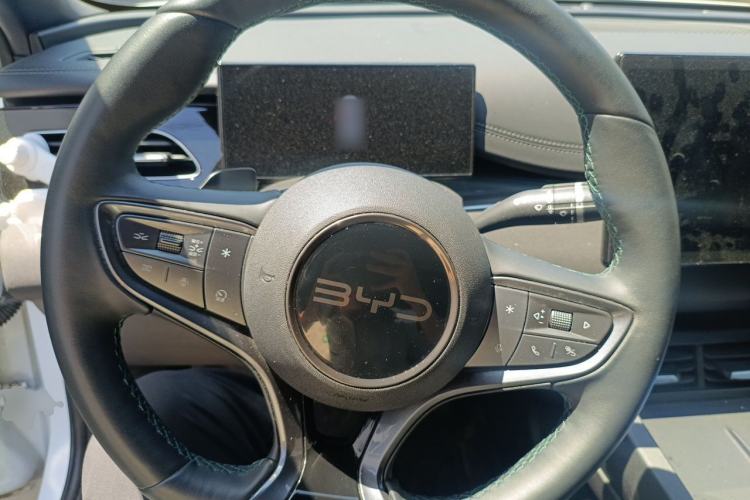 Used BYD Seal 06 New Energy 2025 DM-i Smart Drive 80KM Luxury Model Steering Wheel