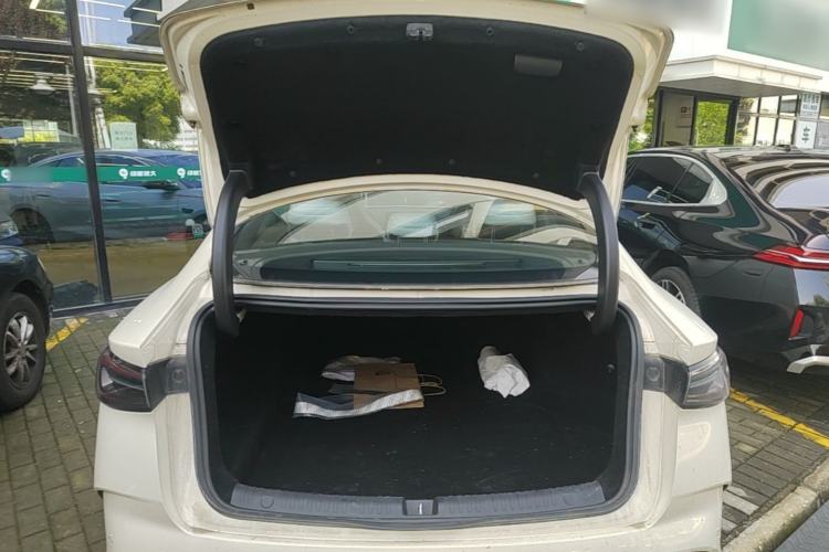 Used BYD Seal 06 New Energy 2025 DM-i Smart Drive 120KM Prestige Model Trunk