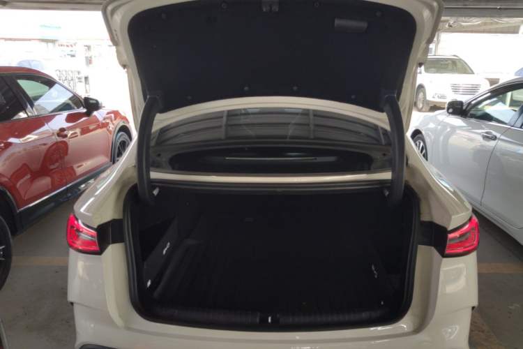 Used BYD Seal 06 New Energy 2025 DM-i Smart Drive 80KM Luxury Model Trunk