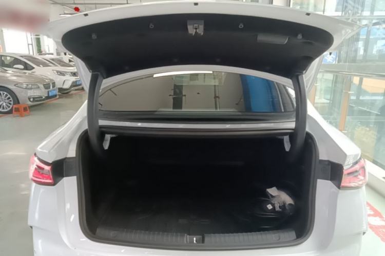 Used BYD Seal 06 New Energy 2025 DM-i Smart Drive 80KM Prestige Model Trunk