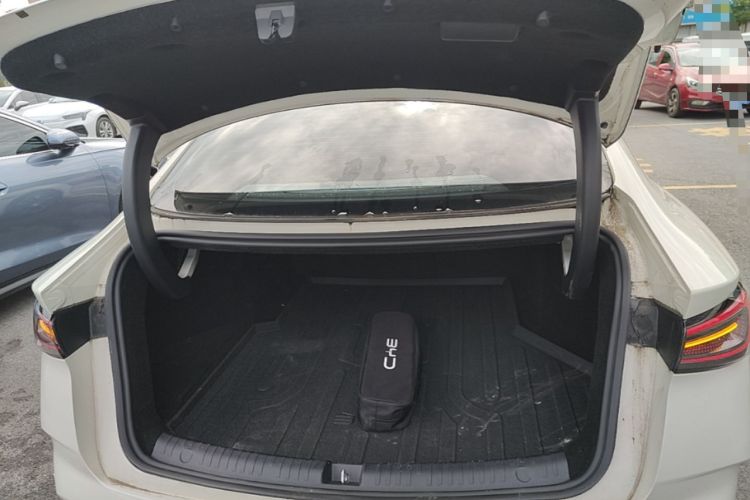 Used BYD Seal 06 New Energy 2025 DM-i Smart Drive 120KM Deluxe Model Trunk