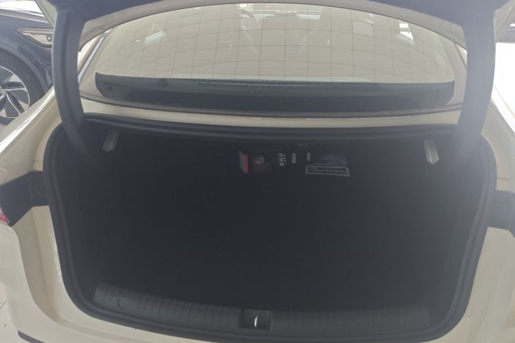 Used BYD Seal 06 New Energy 2025 DM-i Smart Drive 120KM Deluxe Model Trunk