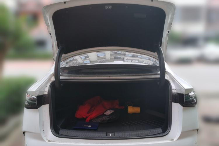 Used BYD Seal 06 New Energy 2025 DM-i Smart Drive 80KM Luxury Model Trunk