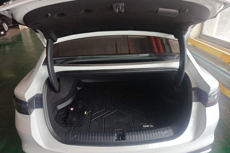 Used BYD Seal 06 New Energy 2025 EV 470KM Prestige Edition Trunk