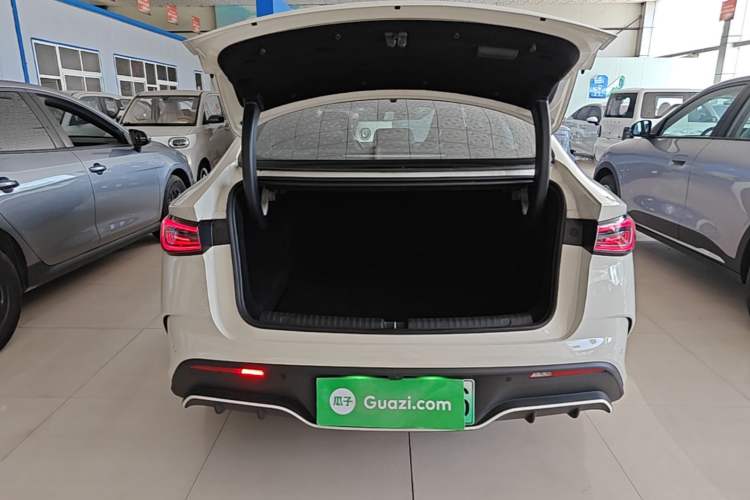 Used BYD Seal 06 New Energy 2025 DM-i Smart Drive 120KM Deluxe Model Trunk