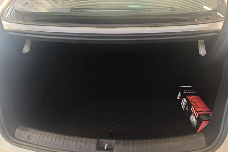 Used BYD Seal 06 New Energy 2025 DM-i Smart Drive 120KM Deluxe Model Trunk