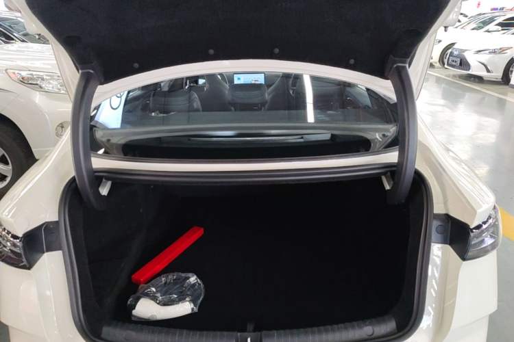 Used BYD Seal 06 New Energy 2025 DM-i Smart Drive 120KM Prestige Model Trunk