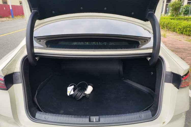 Used BYD Seal 06 New Energy 2025 DM-i Smart Drive 120KM Prestige Model Trunk