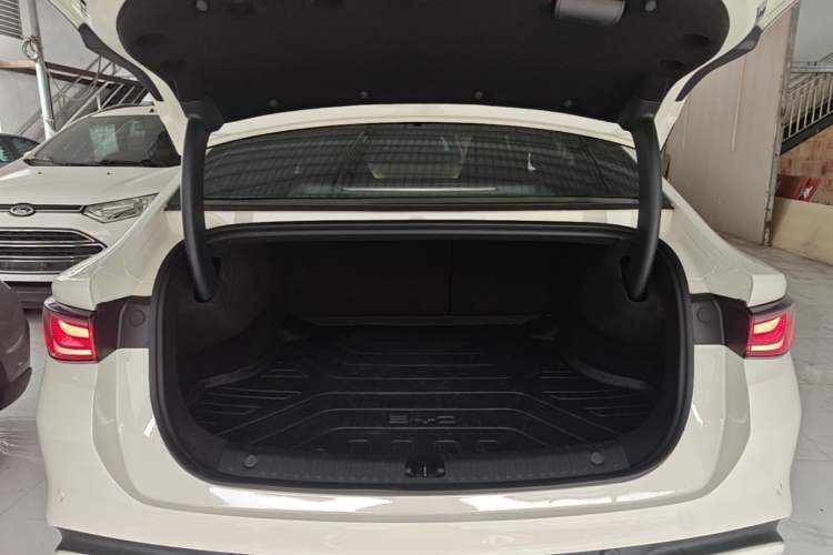 Used BYD Seal 06 New Energy 2025 EV 470KM Prestige Edition Trunk