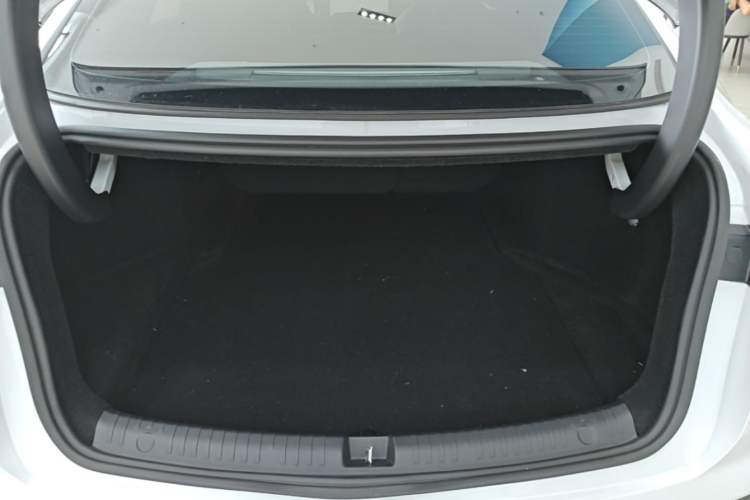 Used BYD Seal 06 New Energy 2025 DM-i Intelligent Drive 120KM Flagship Model Trunk