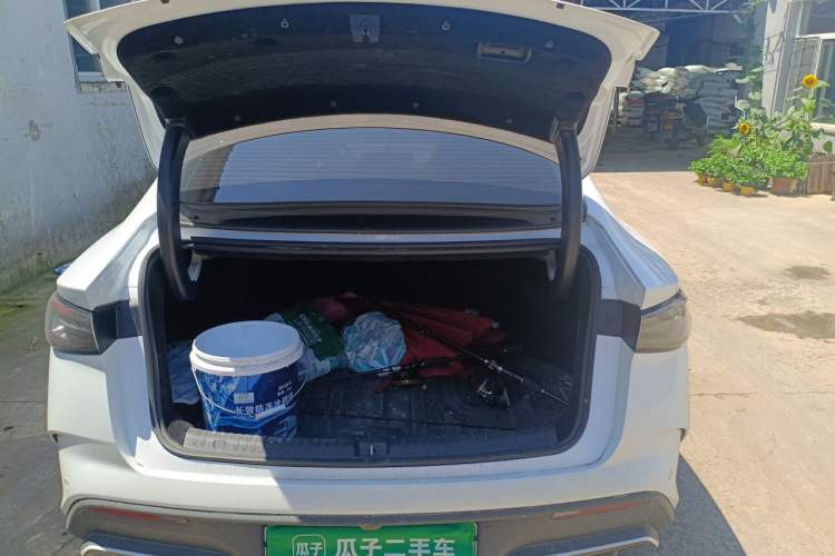 Used BYD Seal 06 New Energy 2025 DM-i Smart Drive 80KM Luxury Model Trunk