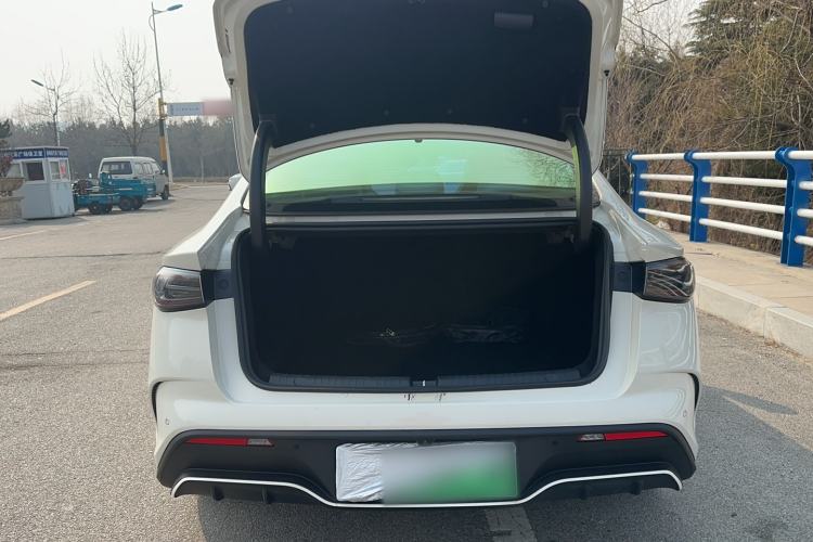 Used BYD Seal 06 New Energy 2025 DM-i Intelligent Drive 120KM Flagship Model Trunk