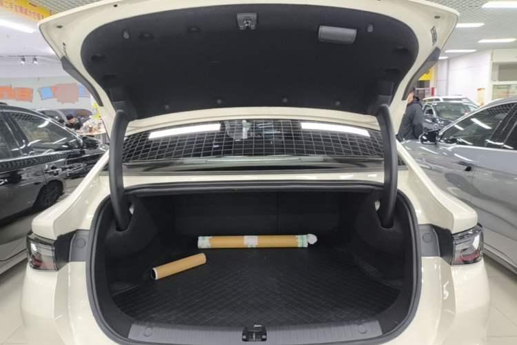 Used BYD Seal 06 New Energy 2025 EV 545KM Premium Edition Trunk