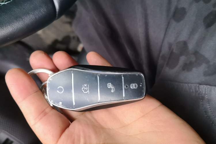 Used BYD Seal 06 New Energy 2025 DM-i Smart Drive 80KM Luxury Model Vehicle Key