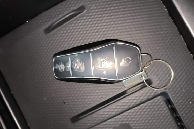 Used BYD Seal 06 New Energy 2025 EV 545KM Flagship Edition Vehicle Key