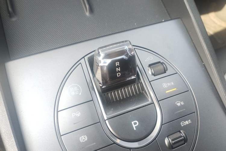 Used BYD Seal 06 New Energy 2025 DM-i Smart Drive 80KM Luxury Model Vehicle Key