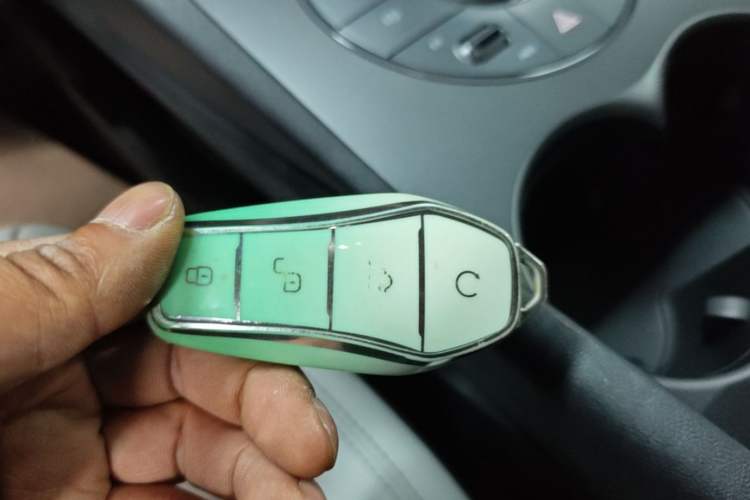 Used BYD Seal 06 New Energy 2025 DM-i Smart Drive 80KM Luxury Model Vehicle Key
