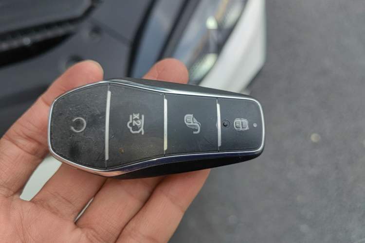 Used BYD Seal 06 New Energy 2025 DM-i Smart Drive 120KM Deluxe Model Vehicle Key