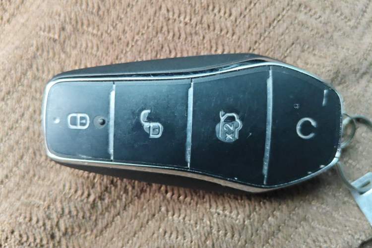 Used BYD Seal 06 New Energy 2025 DM-i Smart Drive 80KM Luxury Model Vehicle Key
