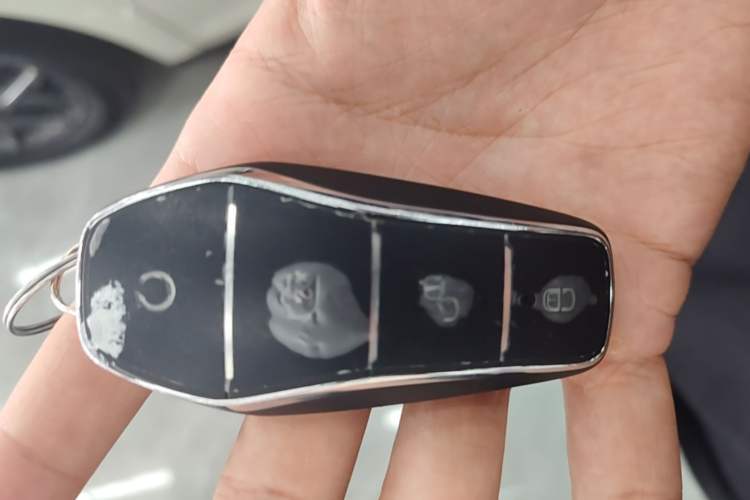 Used BYD Seal 06 New Energy 2025 DM-i Smart Drive 80KM Luxury Model Vehicle Key