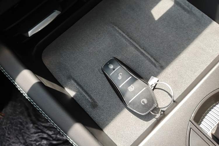 Used BYD Seal 06 New Energy 2025 DM-i Intelligent Drive 120KM Flagship Model Vehicle Key
