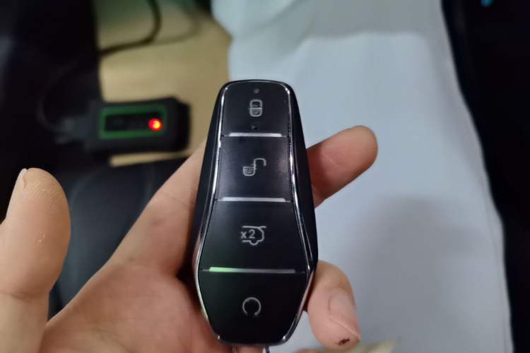Used BYD Seal 06 New Energy 2025 DM-i Intelligent Drive 120KM Flagship Model Vehicle Key