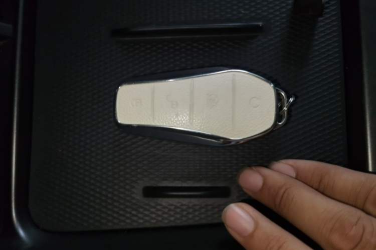 Used BYD Seal 06 New Energy 2025 EV 545KM Premium Edition Vehicle Key