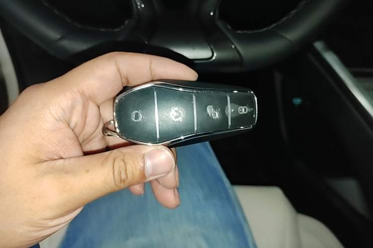 Used BYD Seal 06 New Energy 2025 EV 545KM Flagship Edition Vehicle Key