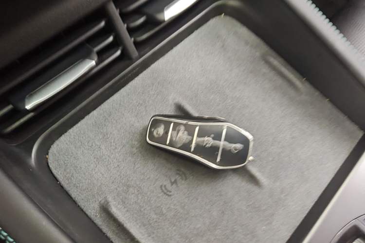 Used BYD Seal 06 New Energy 2025 DM-i Smart Drive 120KM Deluxe Model Vehicle Key