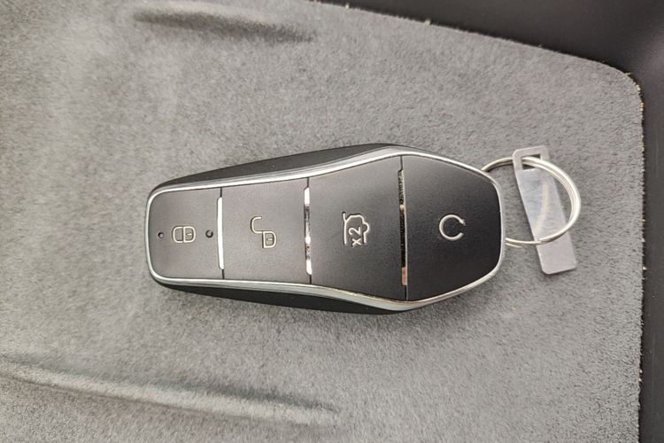 Used BYD Seal 06 New Energy 2025 DM-i Smart Drive 120KM Deluxe Model Vehicle Key