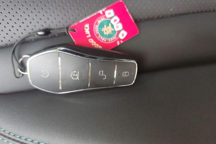 Used BYD Seal 06 New Energy 2025 DM-i Smart Drive 80KM Luxury Model Vehicle Key