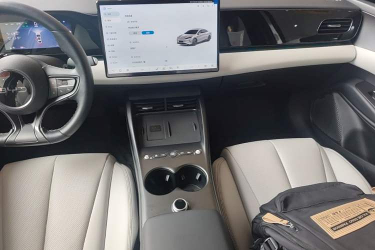 Used BYD Seal 06 New Energy 2025 EV 545KM Flagship Edition Audio And AC Panel