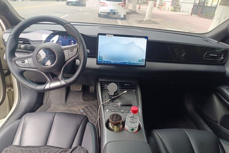 Used BYD Seal 06 New Energy 2025 EV 470KM Prestige Edition Center Console