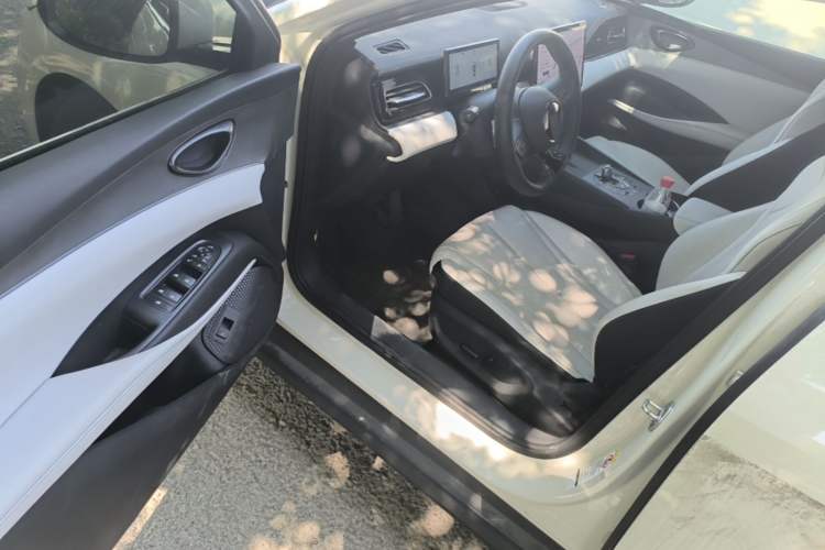 Used BYD Seal 06 New Energy 2025 DM-i Smart Drive 120KM Deluxe Model Driver Seat