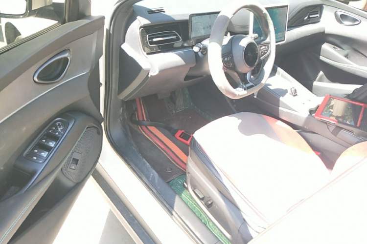 Used BYD Seal 06 New Energy 2025 DM-i Smart Drive 120KM Prestige Model Driver Seat